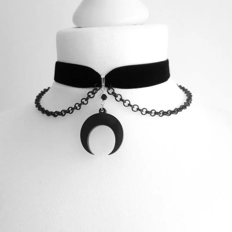 Moon Gothic Chains O Ring Choker Gothic  Moon Necklace, Moon Choker