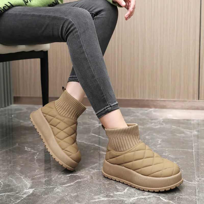 2025 winter shoes, thickened version, plush shoes, anti-slip and wear-resistant.