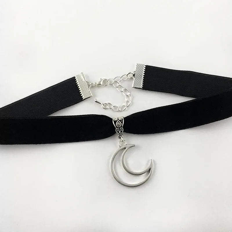 Moon Gothic Chains O Ring Choker Gothic  Moon Necklace, Moon Choker