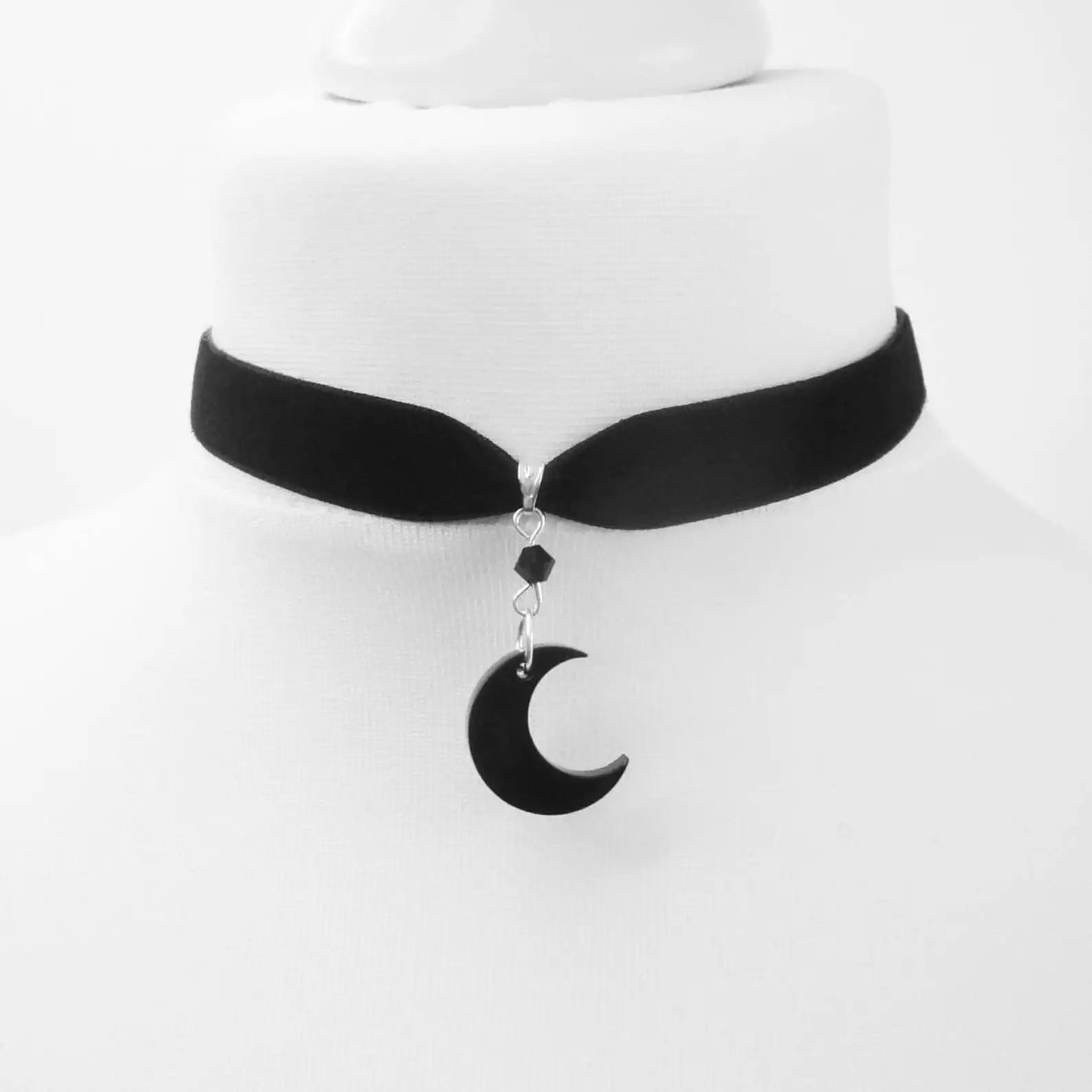 Moon Gothic Chains O Ring Choker Gothic  Moon Necklace, Moon Choker